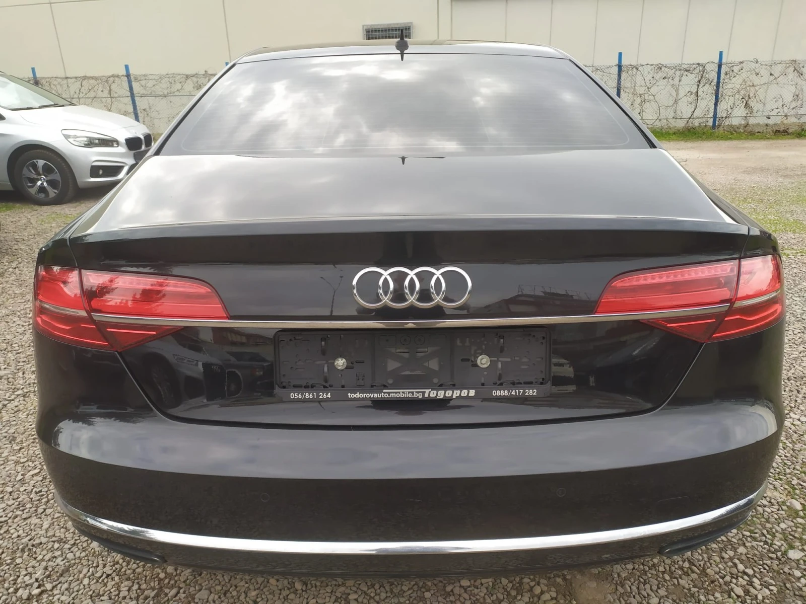 Audi A8 4.0TFSI V8quattro435к.с - изображение 5