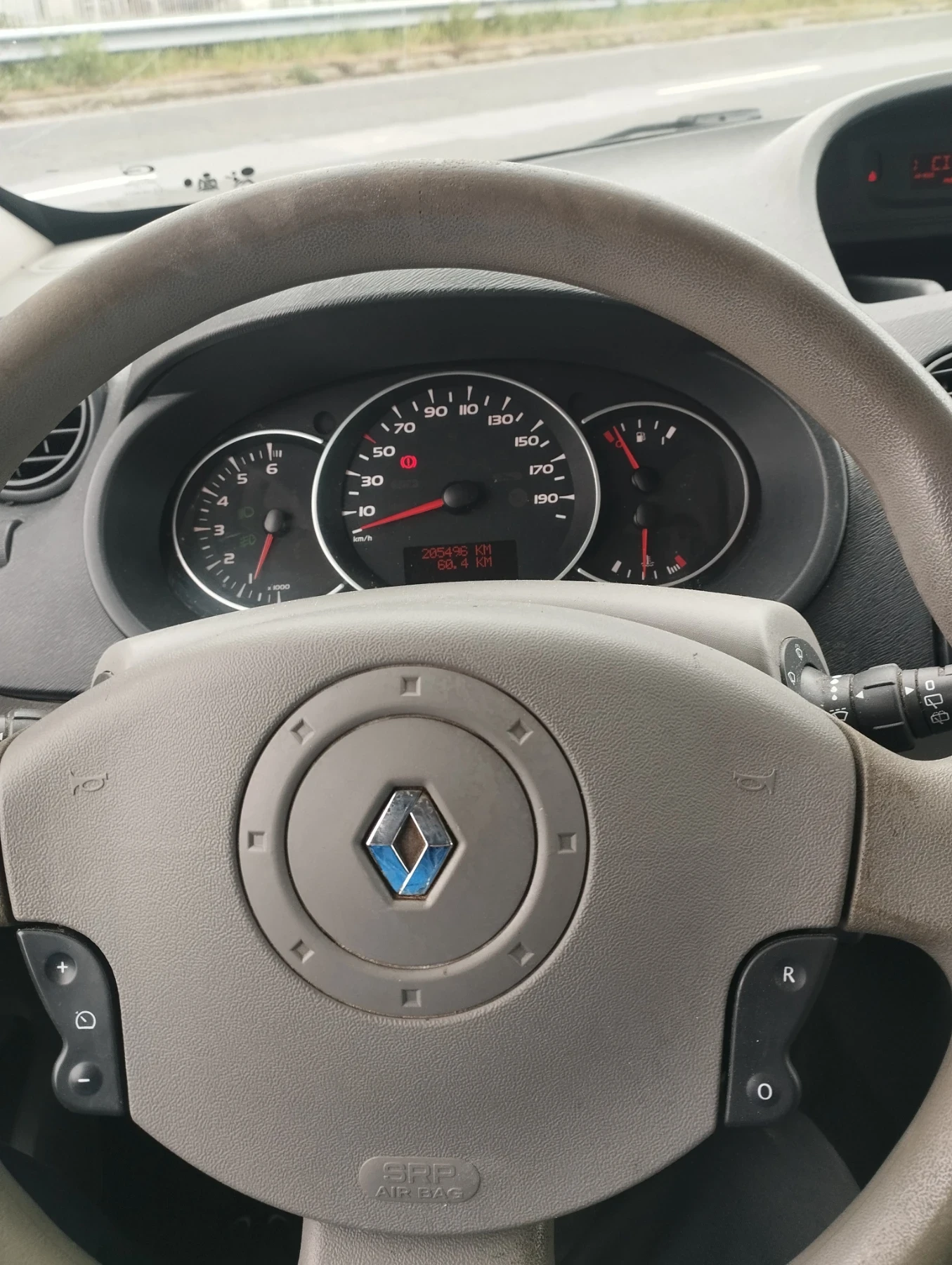 Renault Kangoo 1.6 106к.с.клима - изображение 6