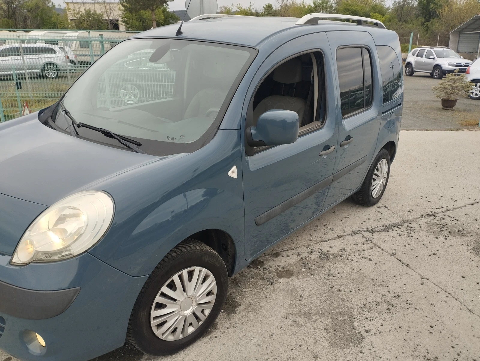 Renault Kangoo 1.6 106к.с.клима - изображение 5