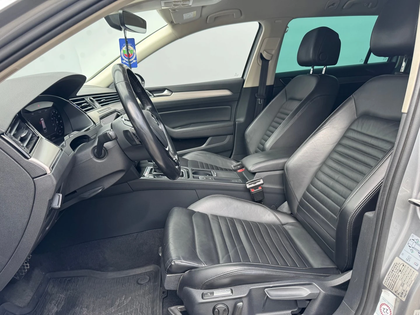 VW Passat HL 2.0TDI SCR BMT 4MOTION - изображение 5