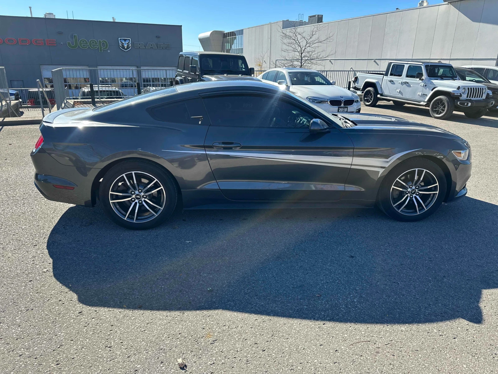 Ford Mustang * CARFAX *    | Mobile.bg   4