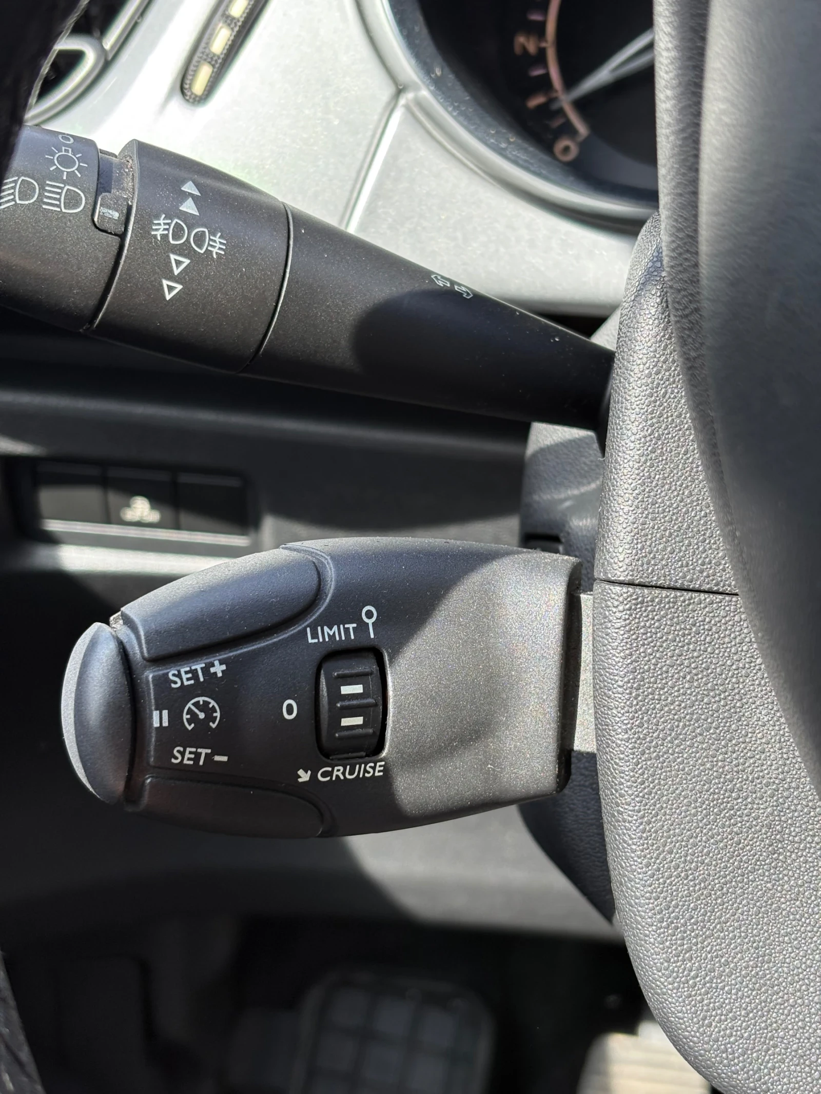 Citroen DS3 1.4 Бензин - изображение 8