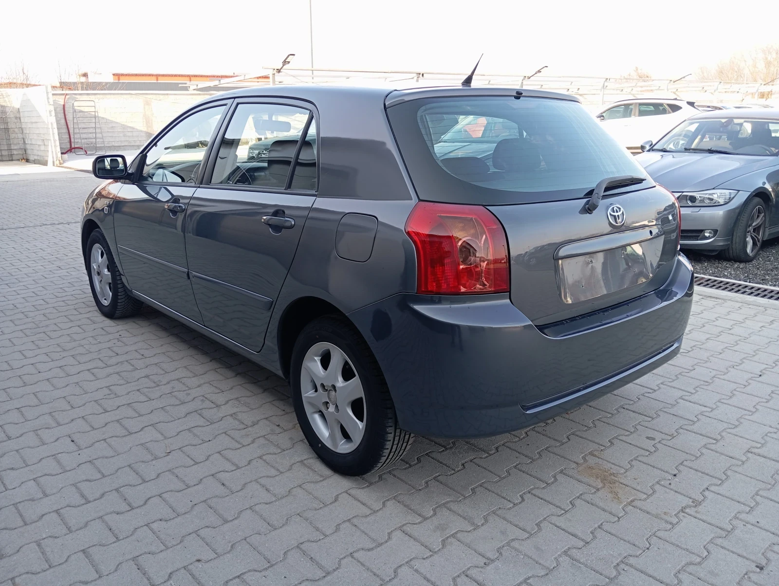 Toyota Corolla Avtomat - изображение 4