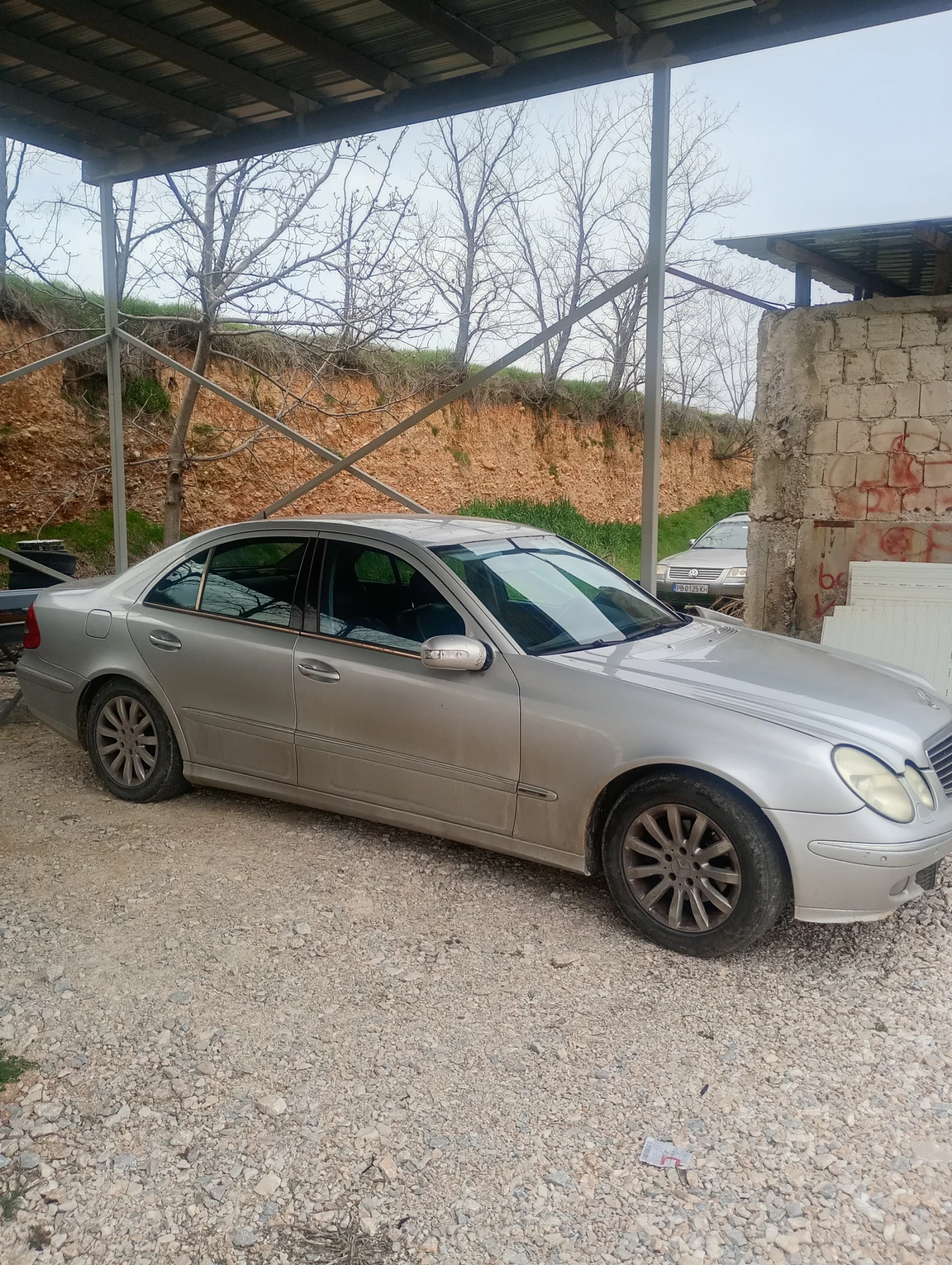Mercedes-Benz E 280 Седан, снимка 4 - Автомобили и джипове - 53931590