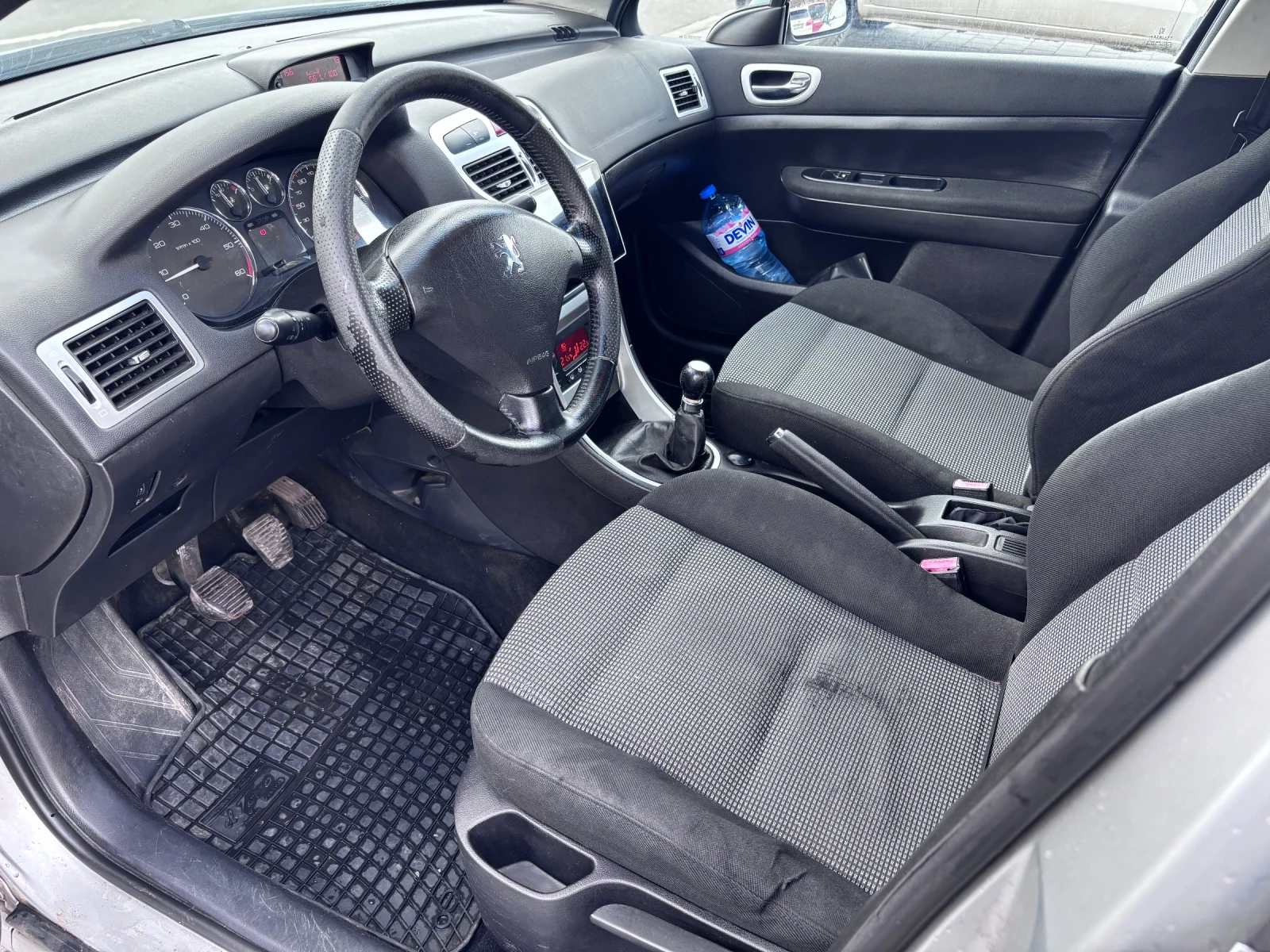 Peugeot 307, снимка 9 - Автомобили и джипове - 54079231