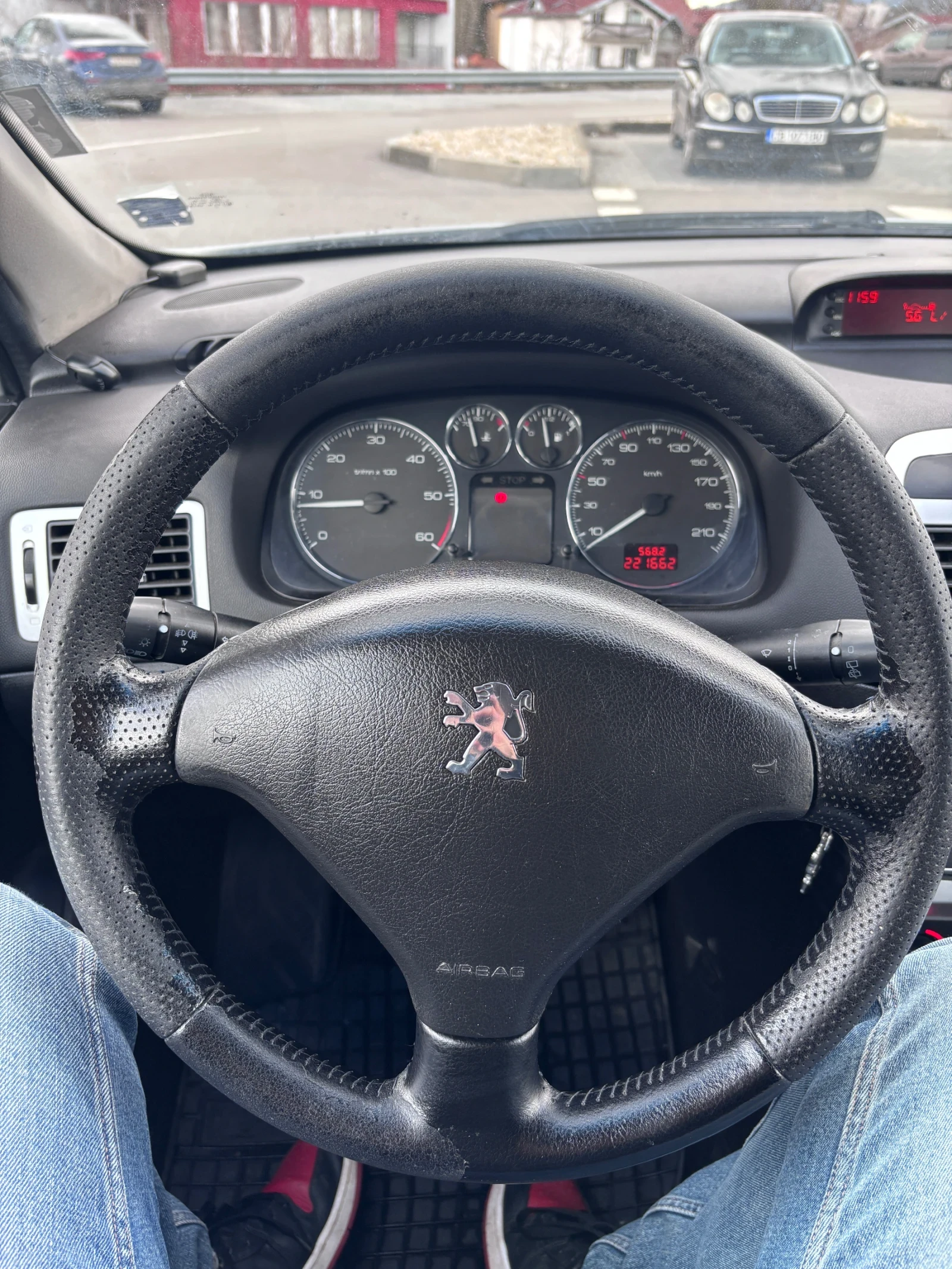 Peugeot 307, снимка 13 - Автомобили и джипове - 54079231