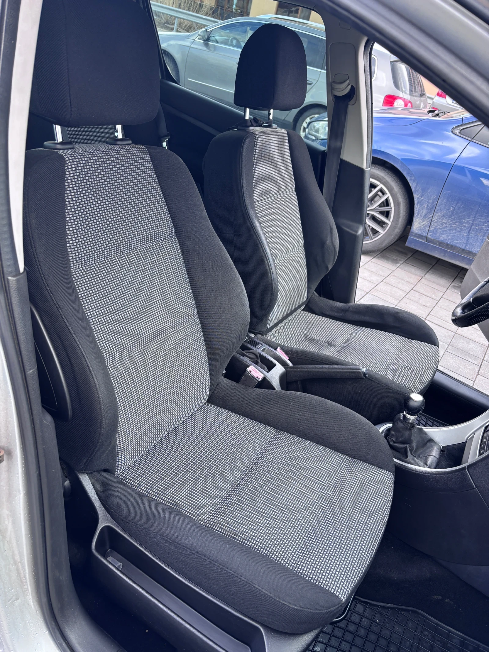 Peugeot 307, снимка 10 - Автомобили и джипове - 54079231