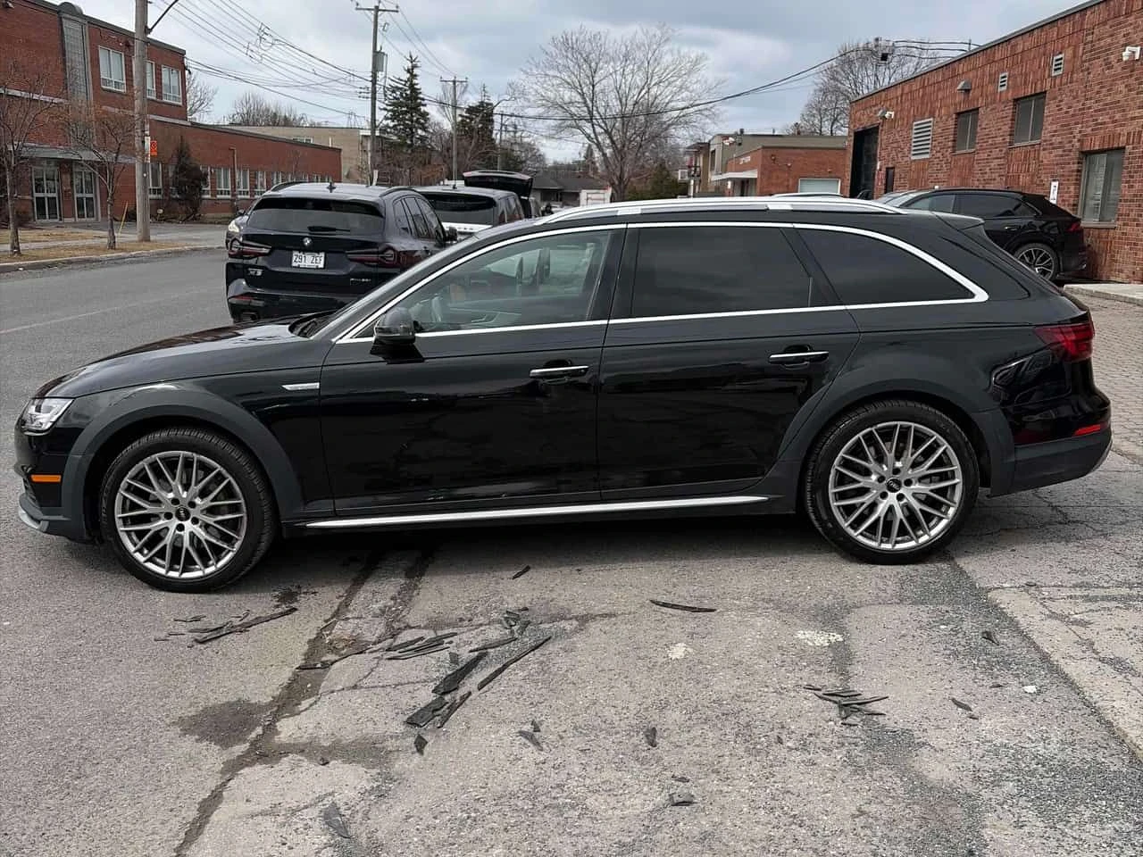 Audi A4 Allroad * Progressiv * CARFAX * Два ключа * Обдухване * , снимка 2 - Автомобили и джипове - 54116323