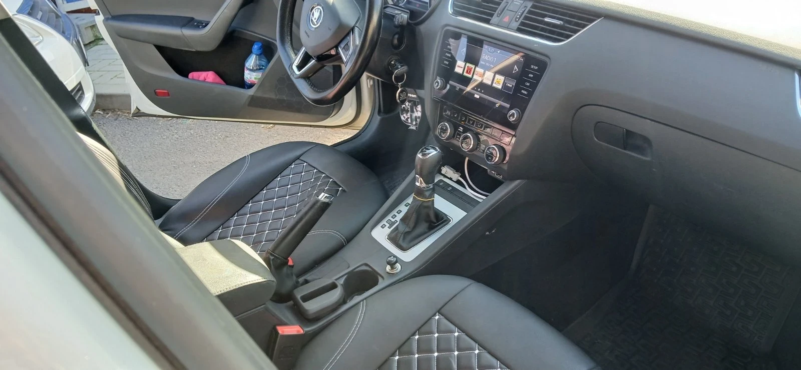 Skoda Octavia G-TEC, снимка 4 - Автомобили и джипове - 54400030