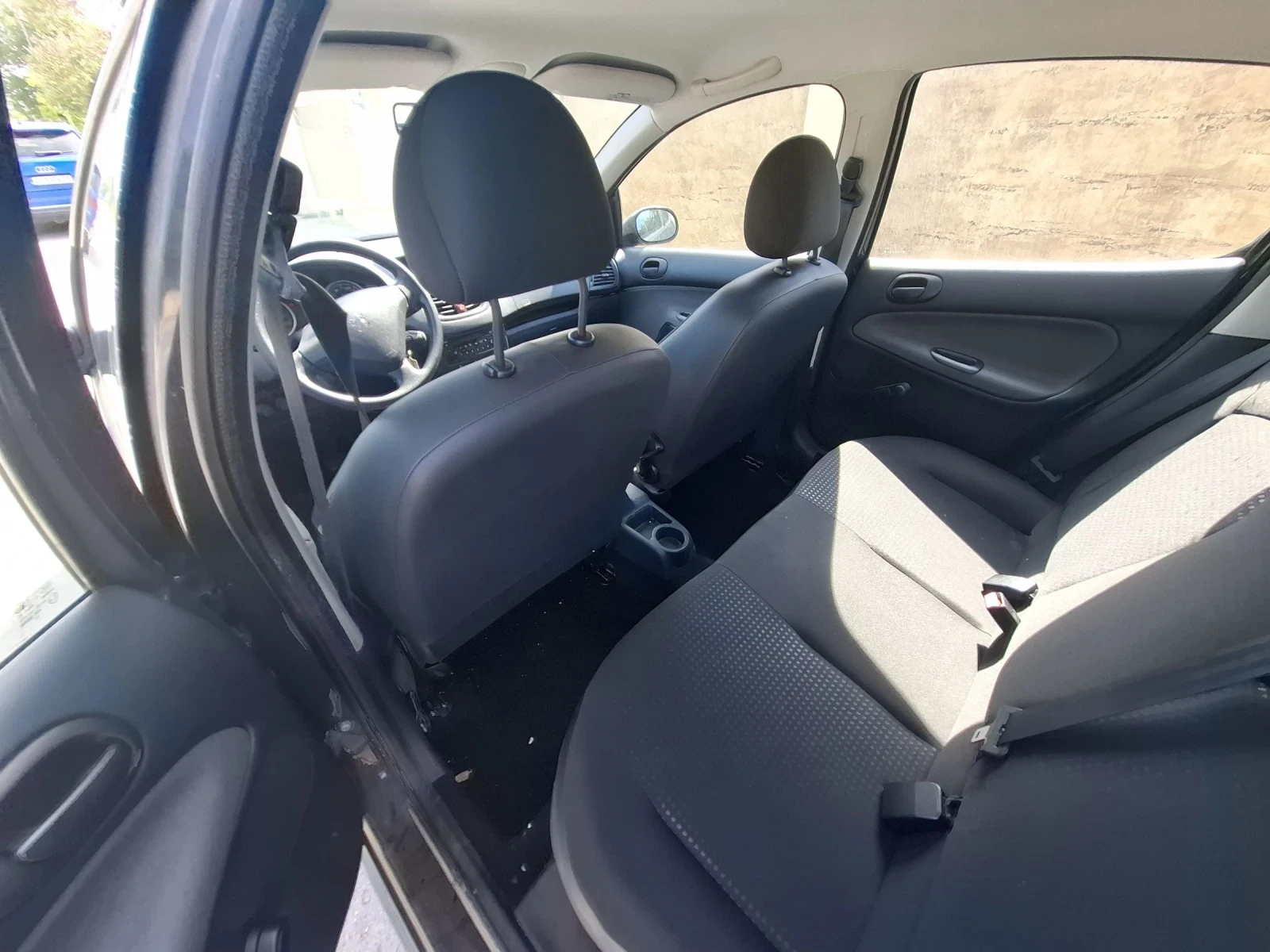 Peugeot 206, снимка 6 - Автомобили и джипове - 54650699