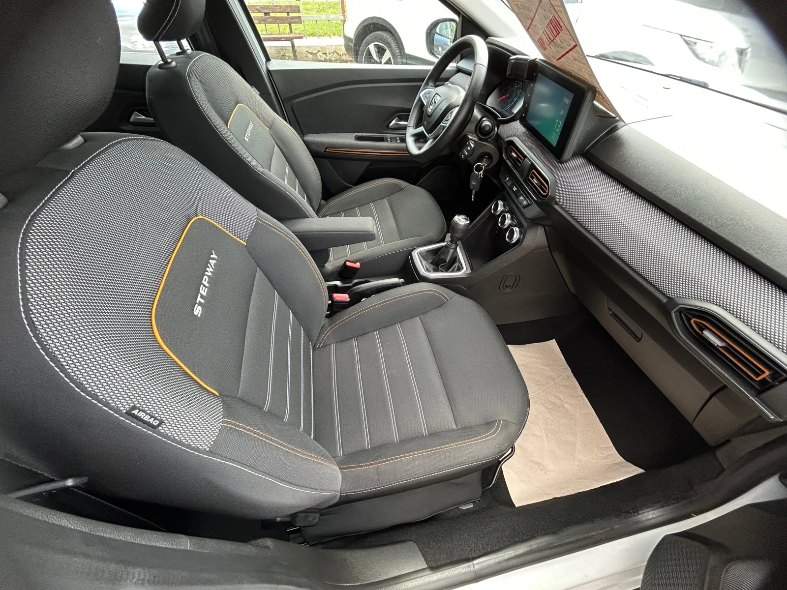 Dacia Sandero 1000�/���-������/100�.�./STEPWAY/EURO 6 | Mobile.bg � ����������� 11