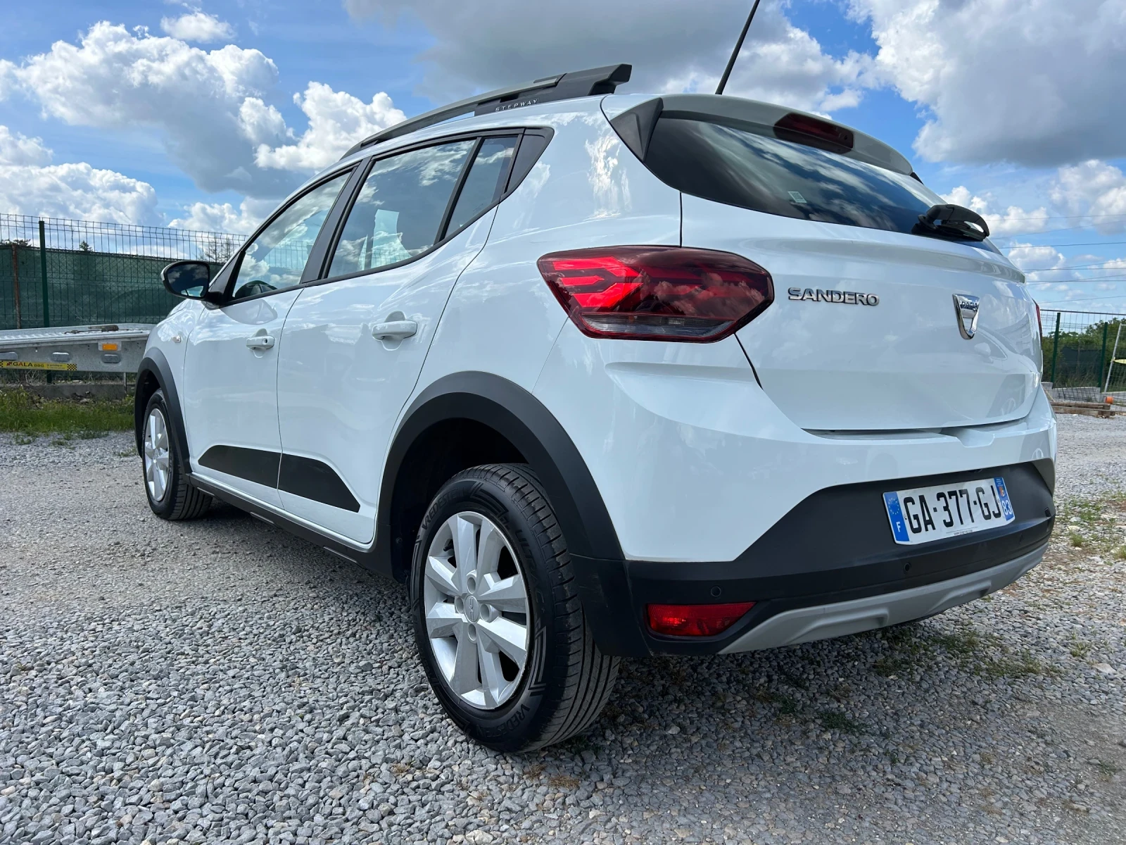 Dacia Sandero 1000�/���-������/100�.�./STEPWAY/EURO 6 | Mobile.bg � ����������� 4