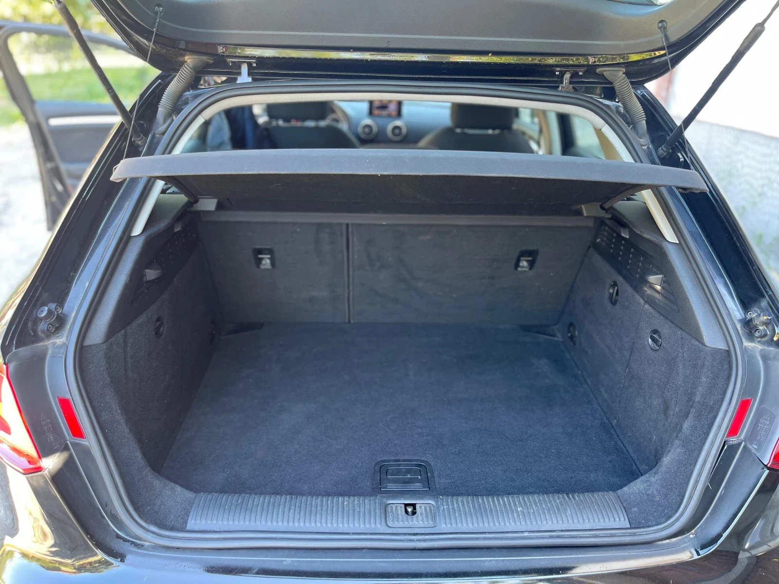 Audi A3 1.6 Disel Germany, снимка 11 - Автомобили и джипове - 55243488