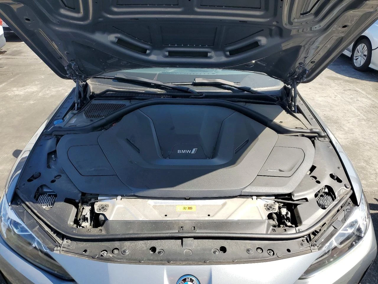 BMW i4 EDRIVE 40, снимка 11 - Автомобили и джипове - 55583475