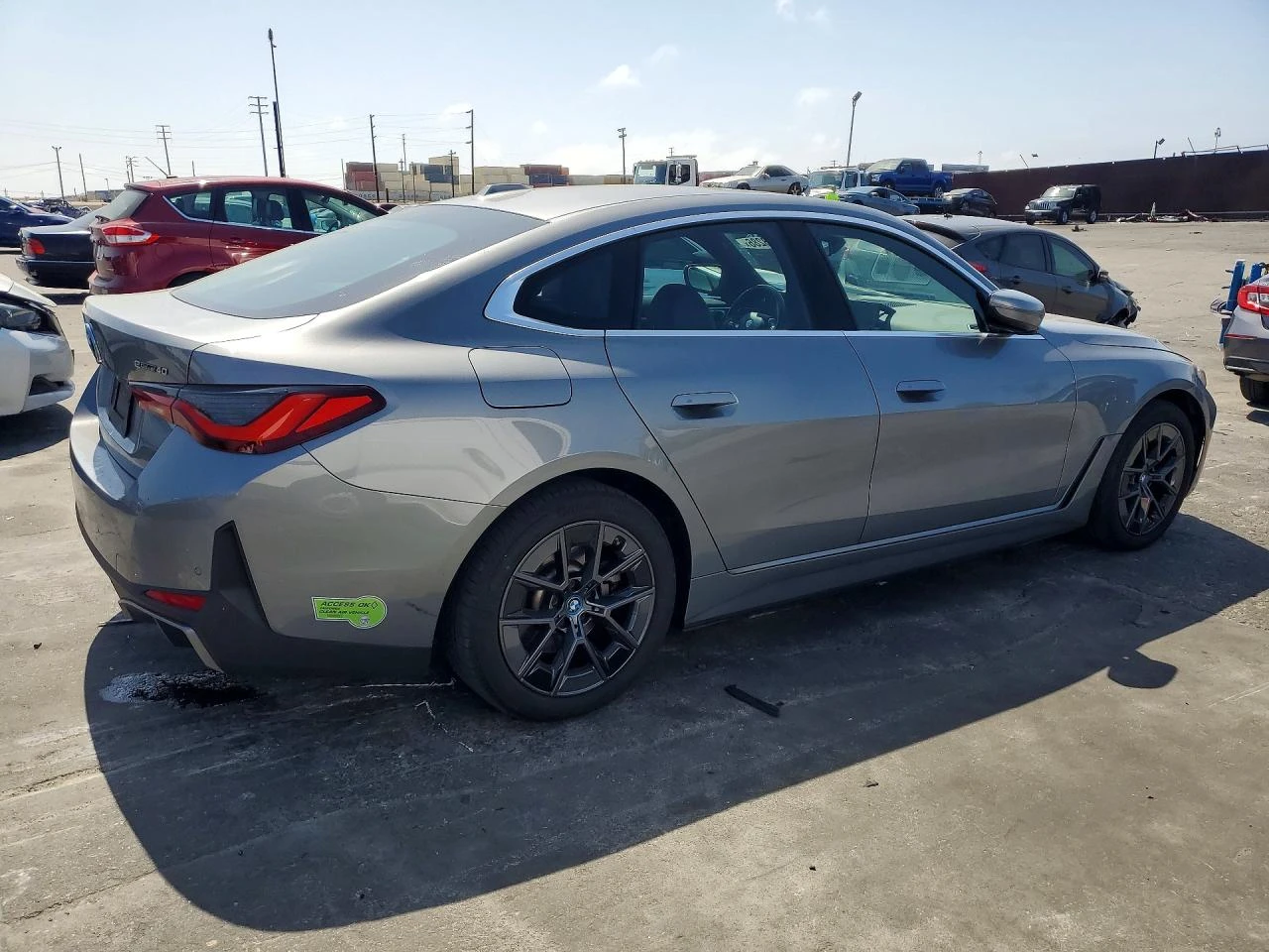 BMW i4 EDRIVE 40, снимка 3 - Автомобили и джипове - 55583475