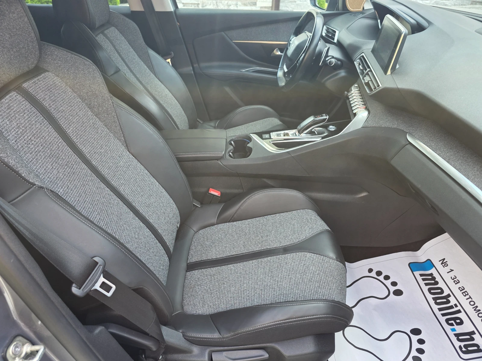 Peugeot 3008 1.6 AVTO НАПЪЛНО ОБСЛУЖЕН , снимка 14 - Автомобили и джипове - 55729357