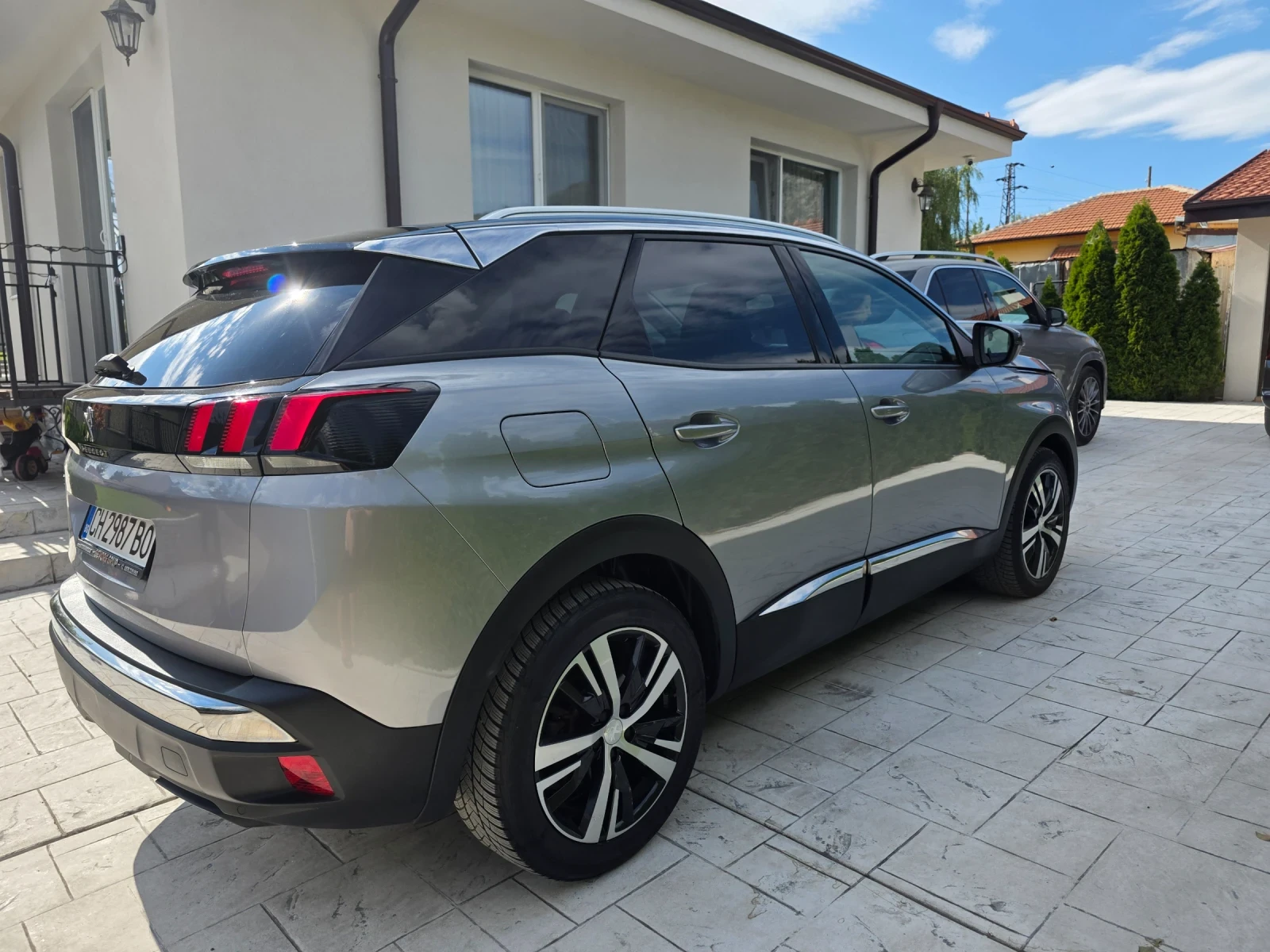 Peugeot 3008 1.6 AVTO НАПЪЛНО ОБСЛУЖЕН , снимка 4 - Автомобили и джипове - 55729357