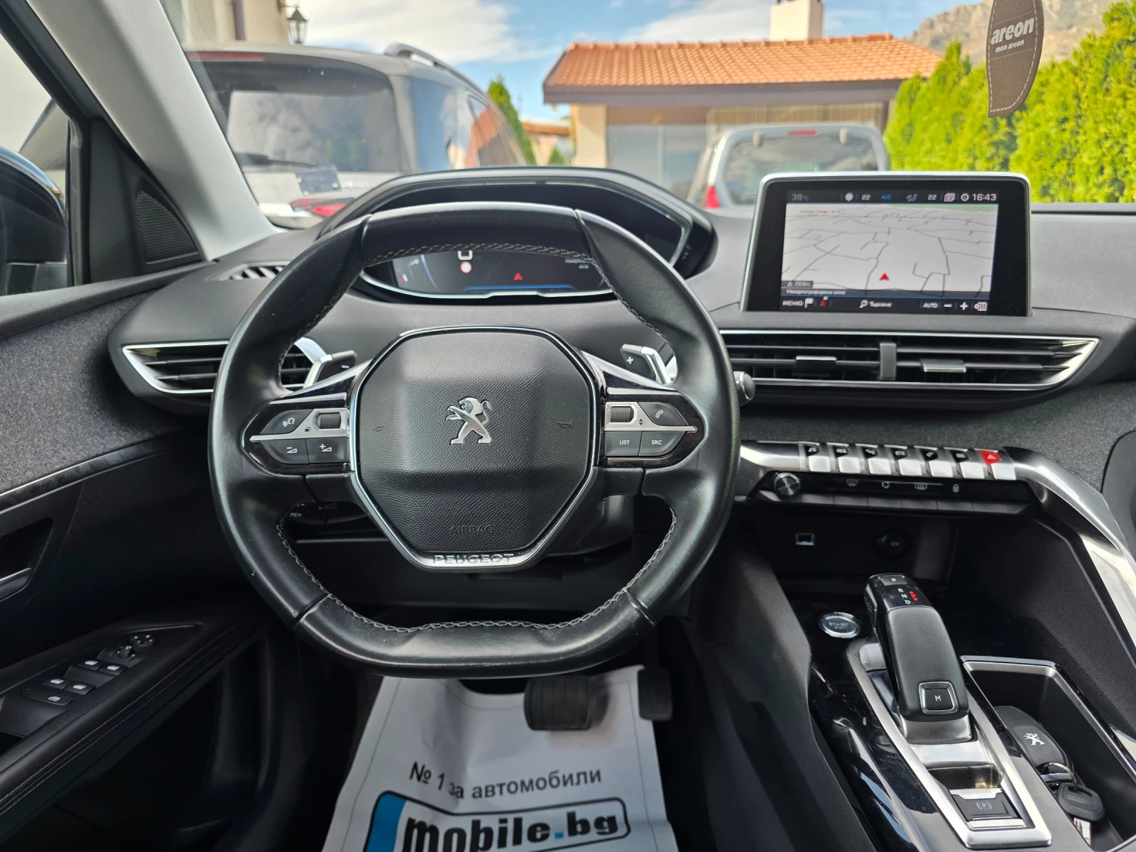 Peugeot 3008 1.6 AVTO НАПЪЛНО ОБСЛУЖЕН , снимка 11 - Автомобили и джипове - 55729357
