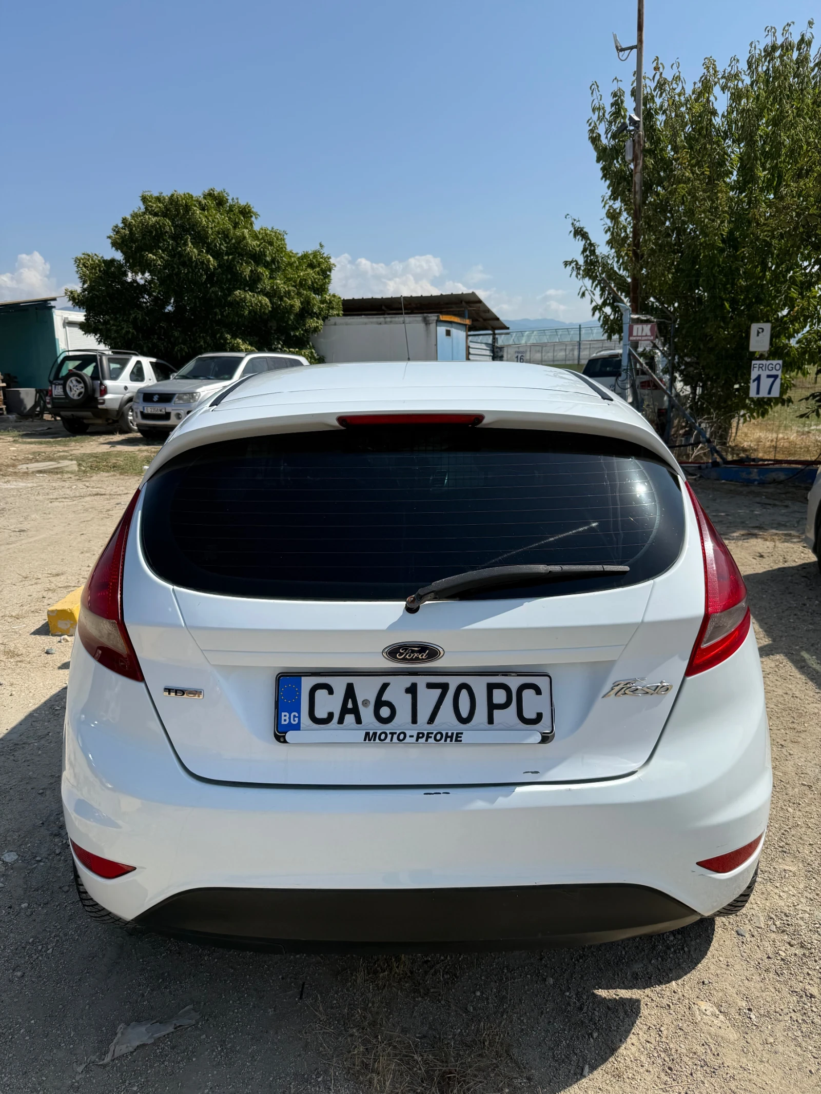 Ford Fiesta 1.5, снимка 4 - Автомобили и джипове - 55846347