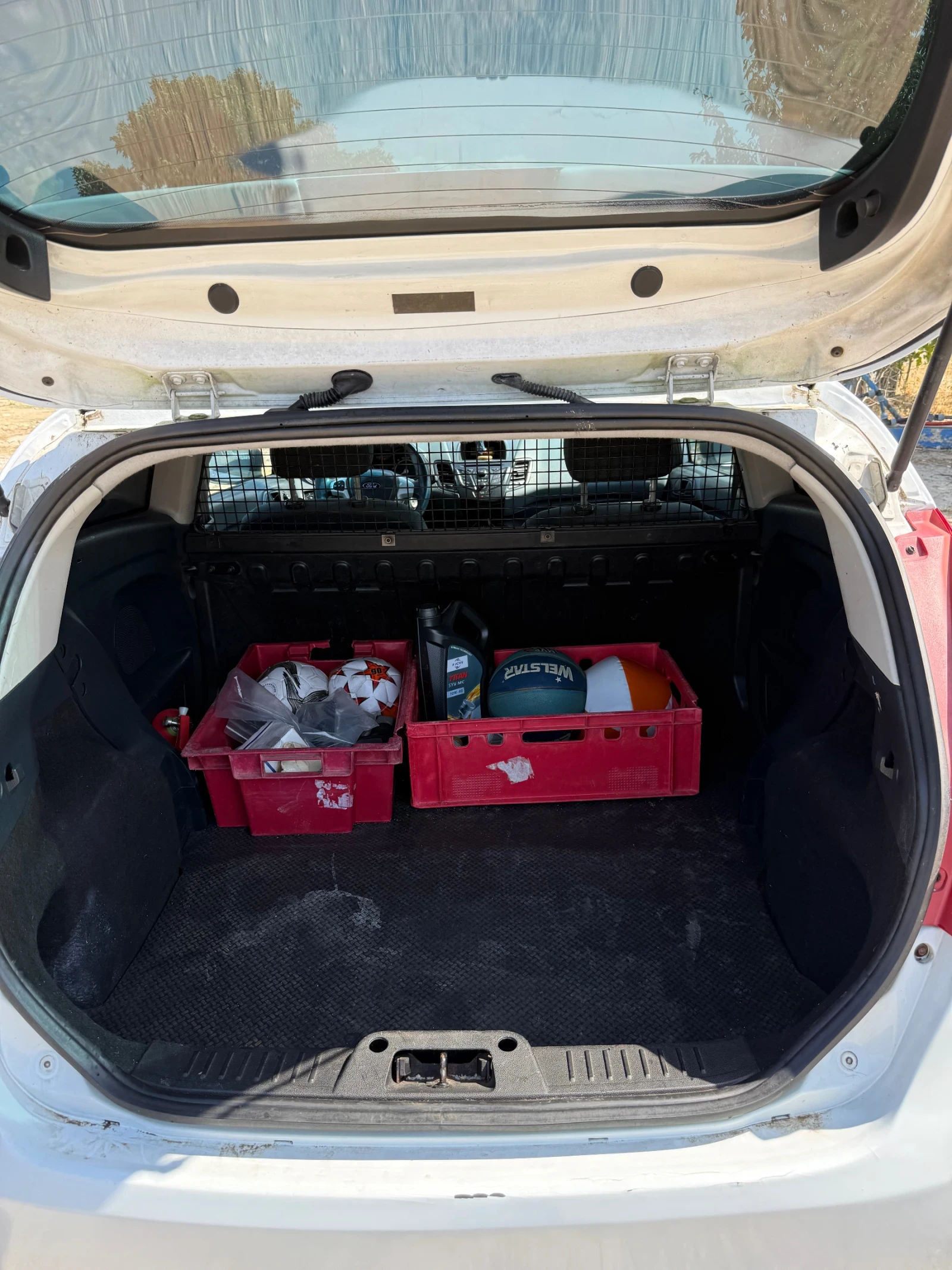 Ford Fiesta 1.5, снимка 6 - Автомобили и джипове - 55846347