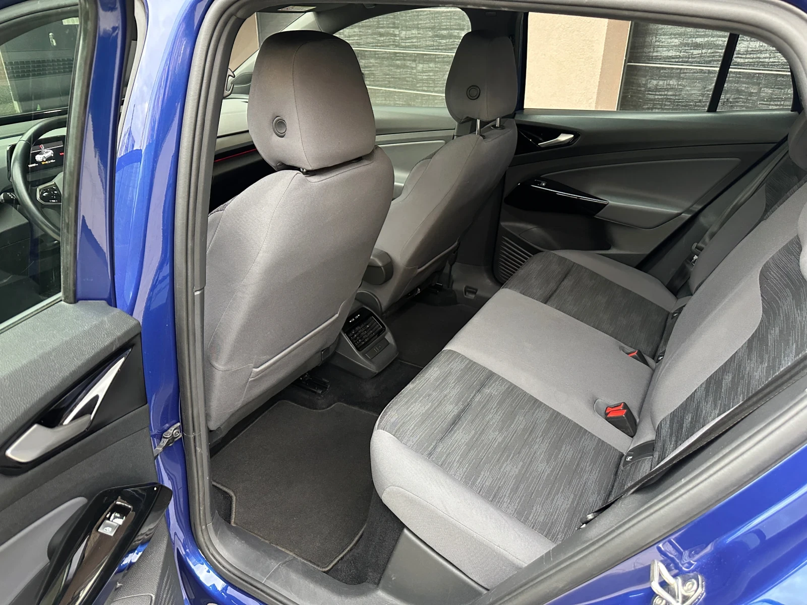 VW ID.4 Pro 153��� 94% SOH � �������� | Mobile.bg � ����������� 9