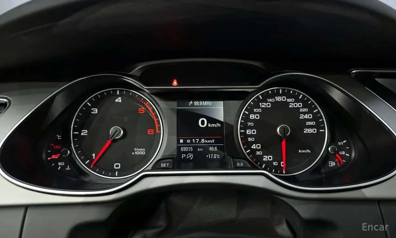 Audi A4 * 30 TDI * , снимка 8 - Автомобили и джипове - 56615300
