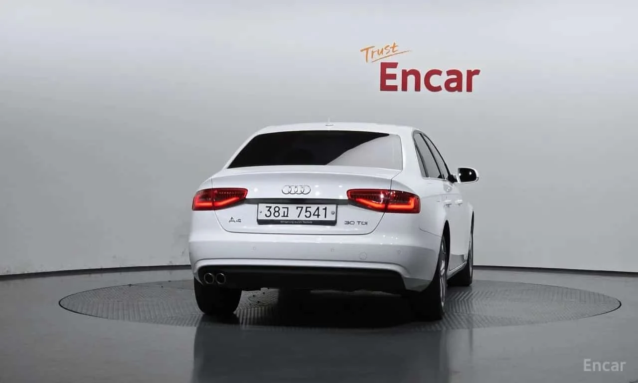 Audi A4 * 30 TDI * , снимка 4 - Автомобили и джипове - 56615300