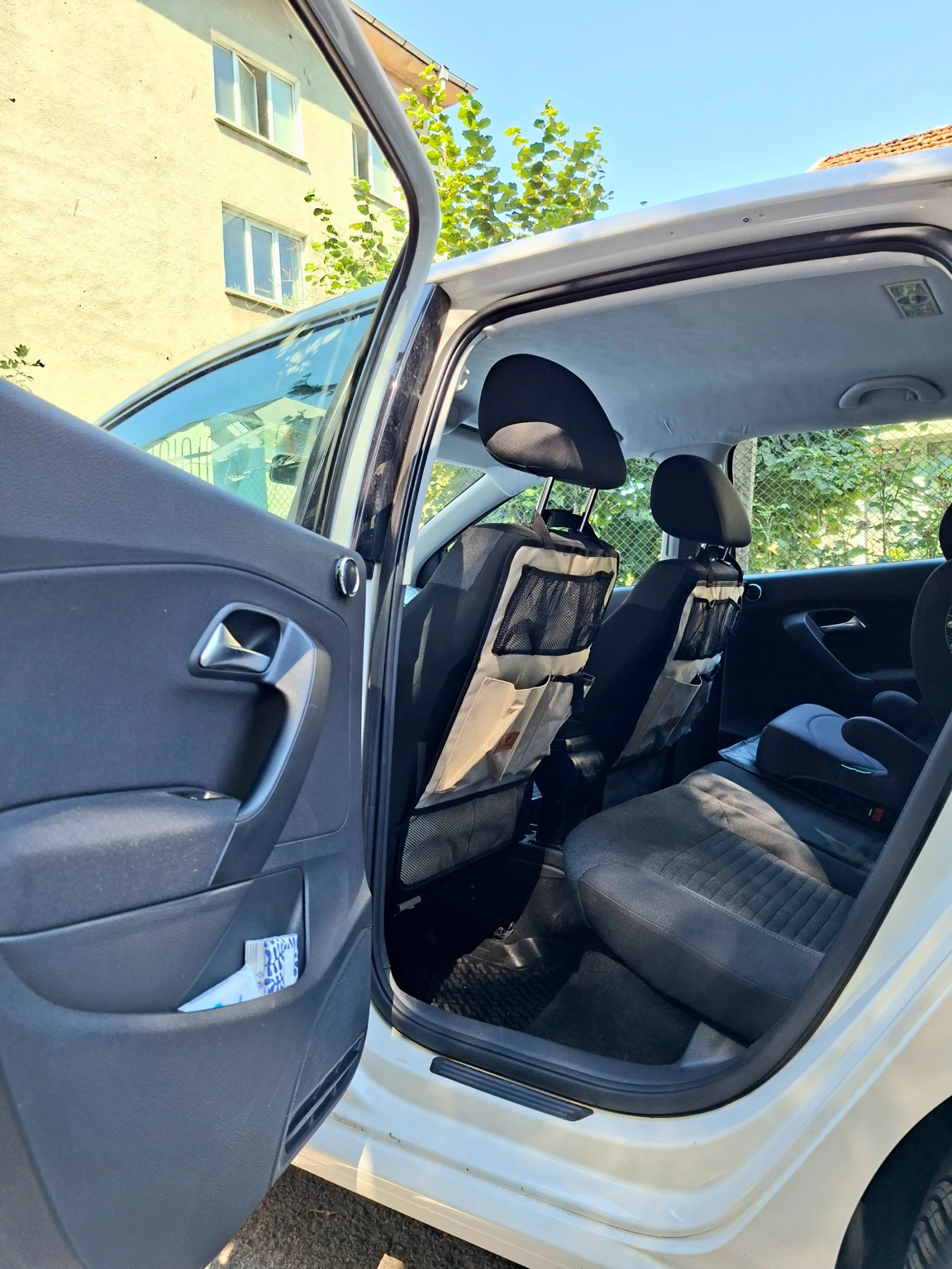 VW Polo 1.2 12V, снимка 13 - Автомобили и джипове - 56742344