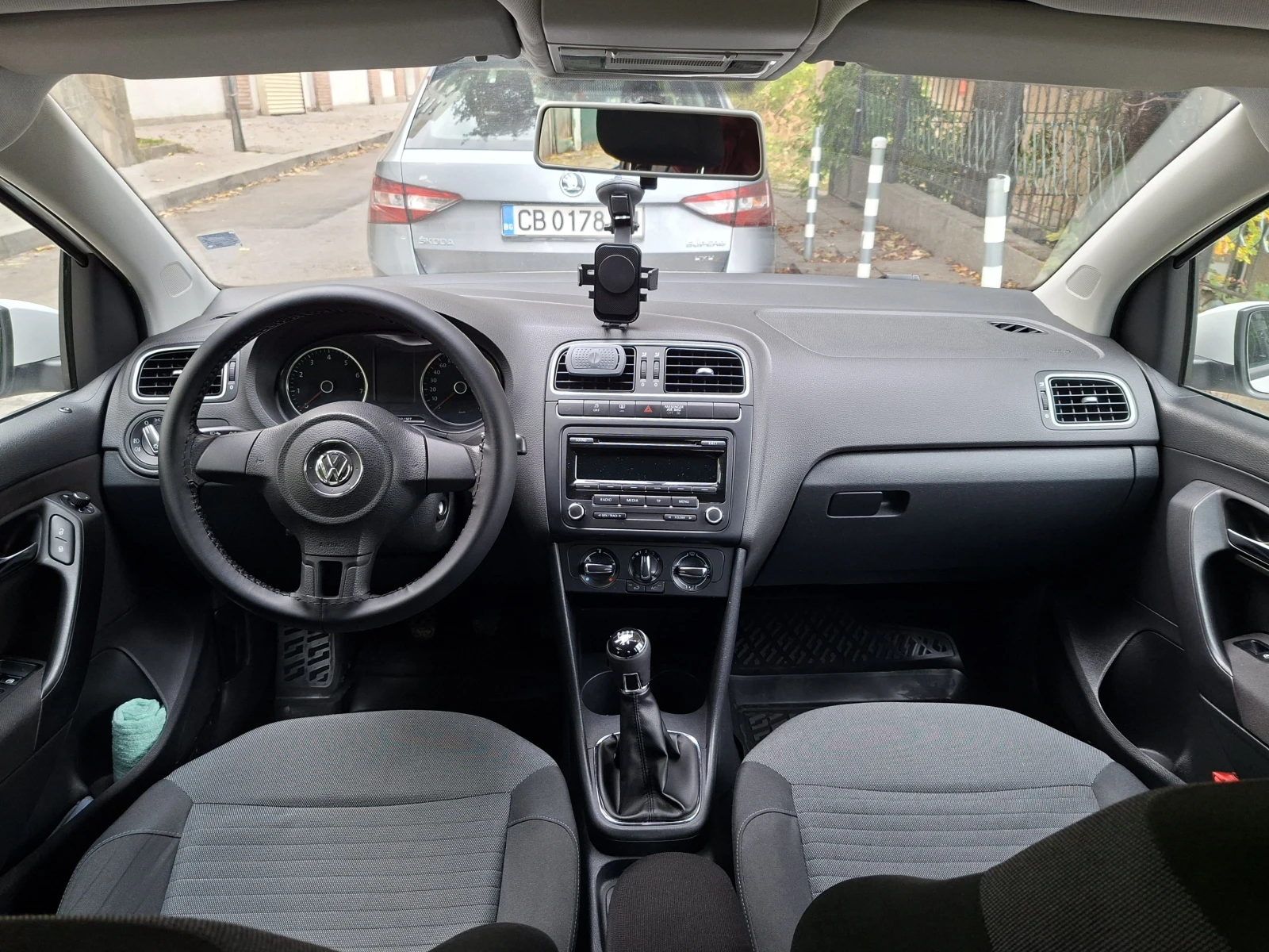 VW Polo 1.2 12V, снимка 9 - Автомобили и джипове - 56742344