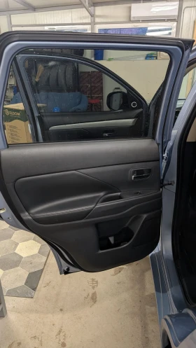 Mitsubishi Outlander - 12270 € / 23998.03 лв. - 11061981 11