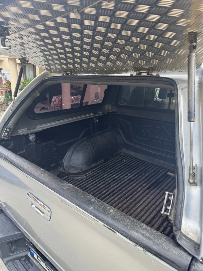 Isuzu D-max, снимка 8 - Автомобили и джипове - 52772422