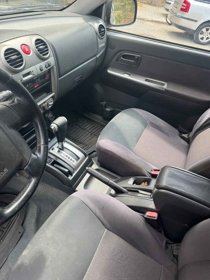 Isuzu D-max, снимка 6 - Автомобили и джипове - 52772422