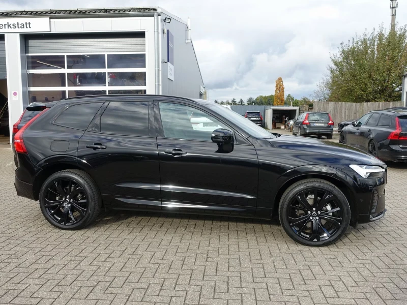 Volvo XC60 ULTRA-BLACK/250HP/PANO/HUD/360/MEMO/H&K/LED/468g, снимка 5 - Автомобили и джипове - 52146393