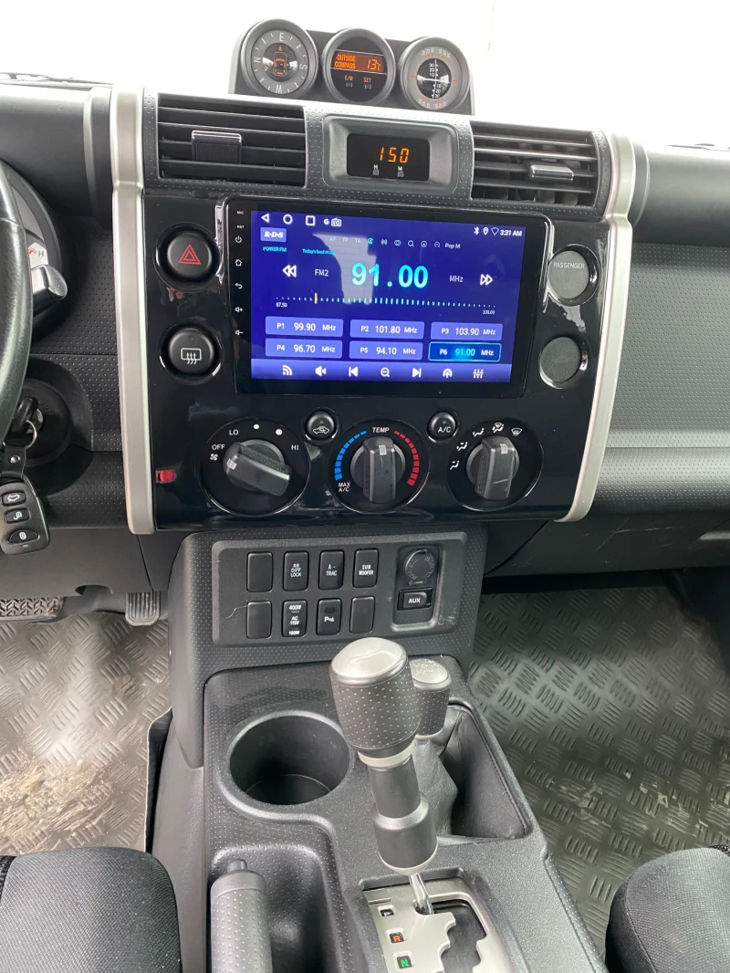 Toyota Fj cruiser 4.0 V6, снимка 16 - Автомобили и джипове - 52300450