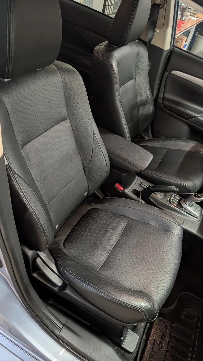 Mitsubishi Outlander, снимка 14 - Автомобили и джипове - 53477962