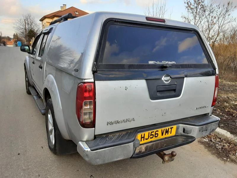 Nissan Navara D40 2,5 DCI, снимка 7 - Автомобили и джипове - 35529586