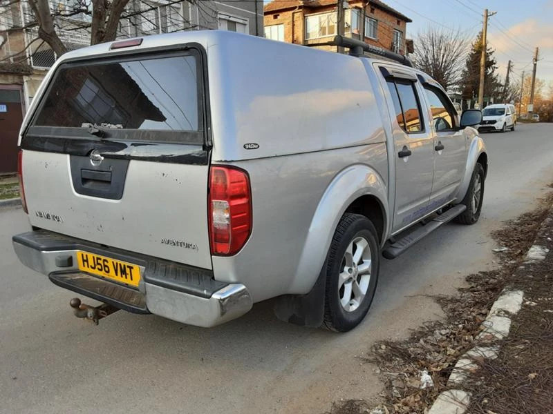 Nissan Navara D40 2,5 DCI, снимка 6 - Автомобили и джипове - 35529586