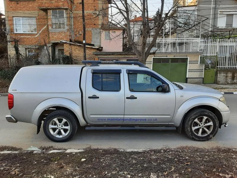 Nissan Navara D40 2,5 DCI, снимка 5 - Автомобили и джипове - 35529586