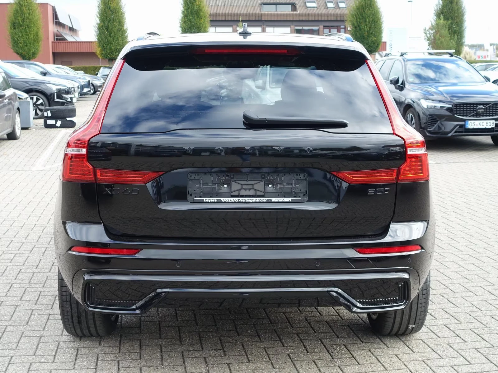 Volvo XC60 ULTRA-BLACK/250HP/PANO/HUD/360/MEMO/H&K/LED/468g - изображение 6