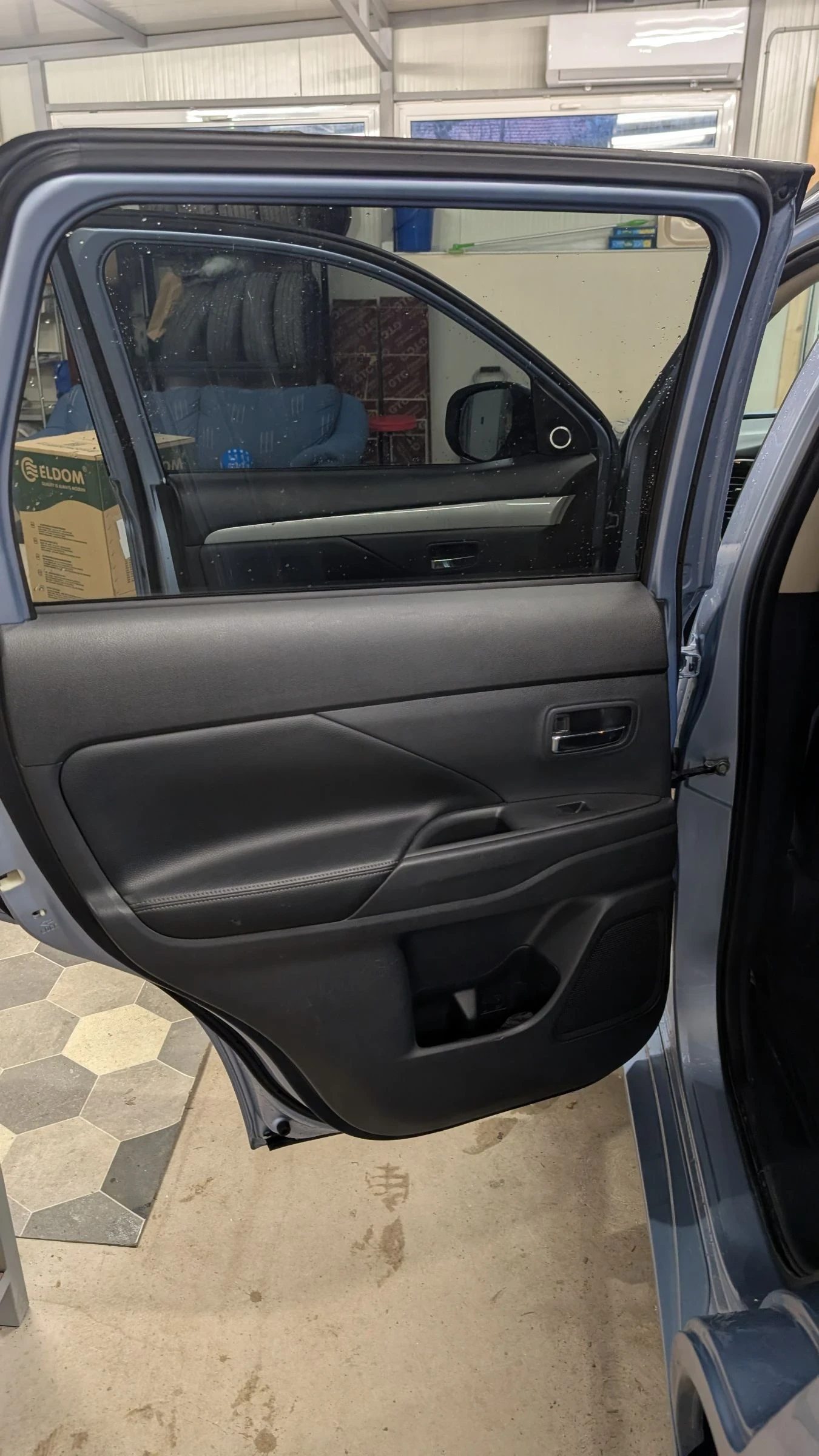 Mitsubishi Outlander | Mobile.bg � ����������� 11