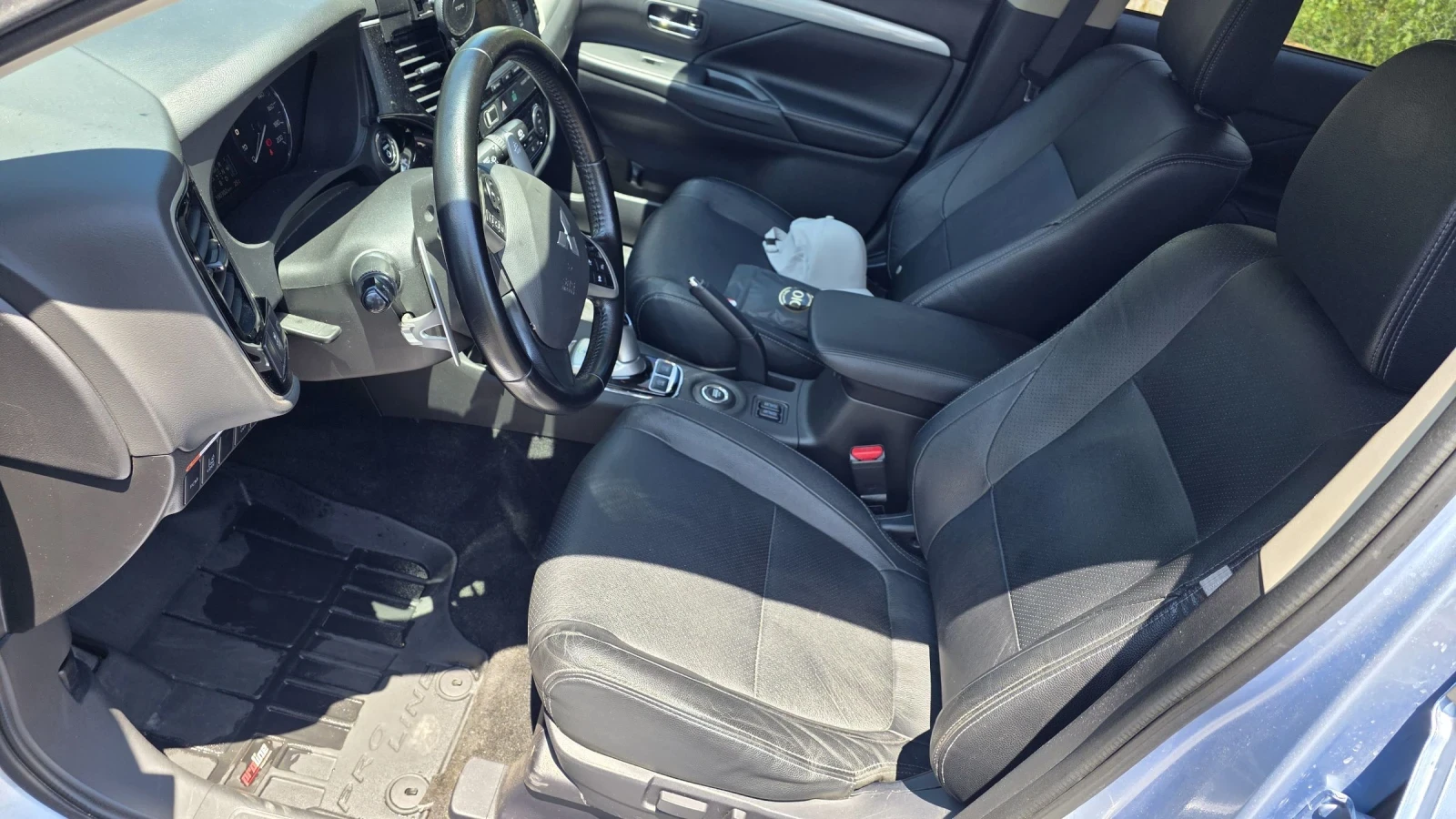 Mitsubishi Outlander, снимка 9 - Автомобили и джипове - 54758119