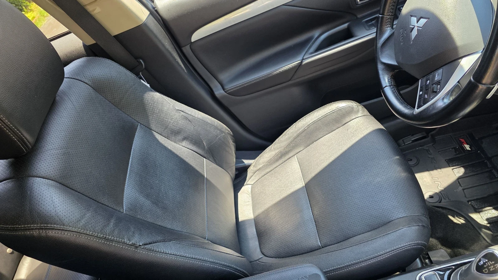 Mitsubishi Outlander, снимка 11 - Автомобили и джипове - 54758119