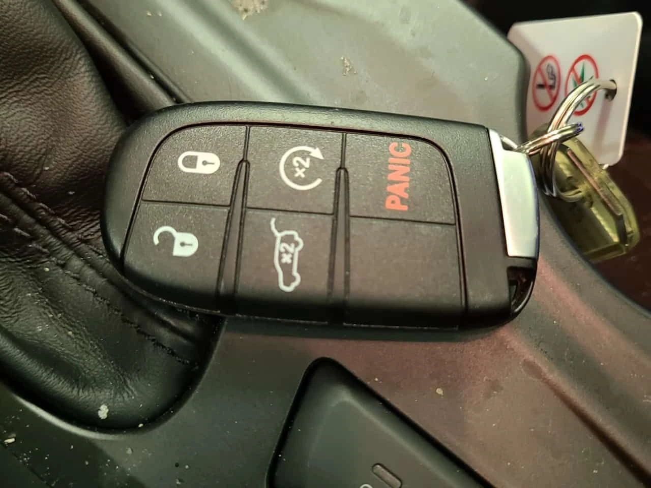 Dodge Durango * 5.7 V8 * CARFAX * 360 * PANORAMA*  | Mobile.bg � ����������� 16