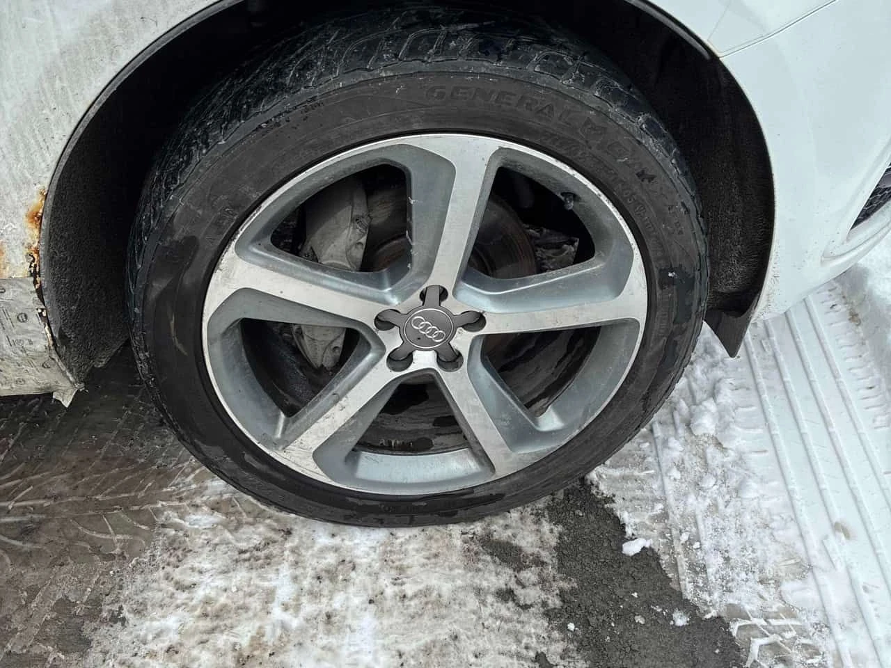 Audi Q5 * 2.0L Technik * CARFAX * ЦЕНА ДО БГ, снимка 6 - Автомобили и джипове - 53969802