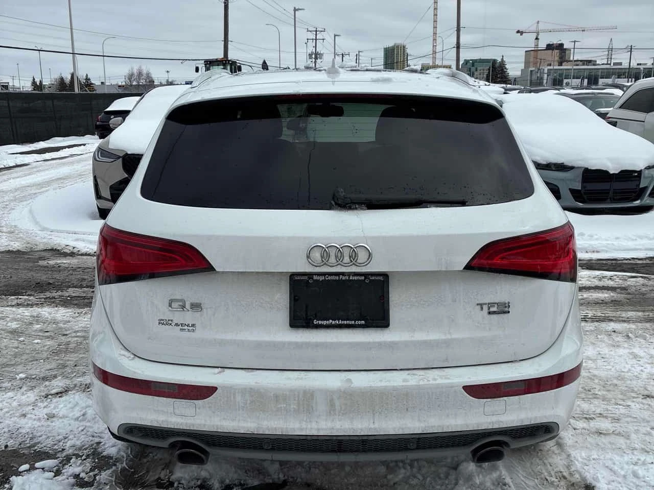 Audi Q5 * 2.0L Technik * CARFAX * ЦЕНА ДО БГ, снимка 5 - Автомобили и джипове - 53969802