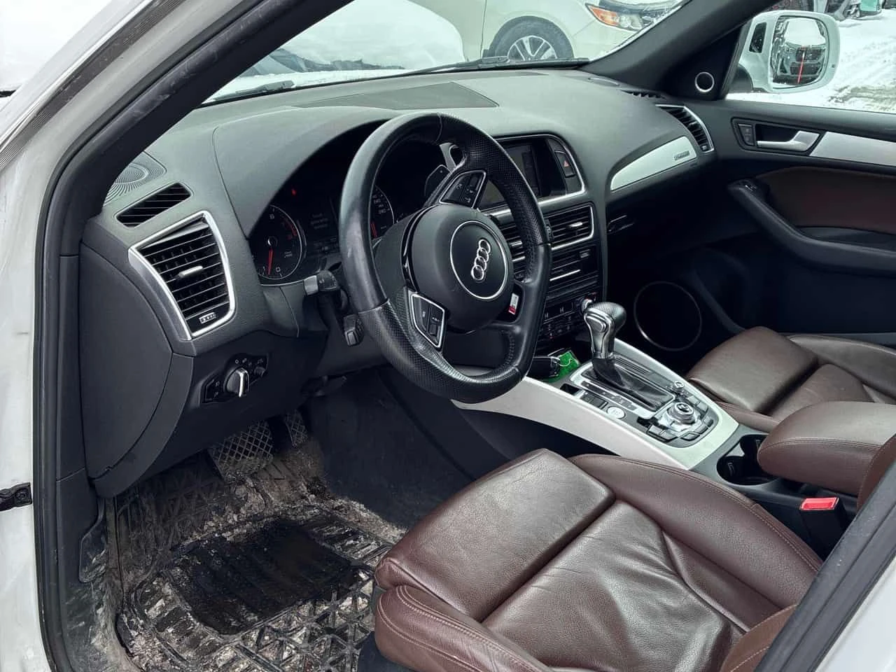 Audi Q5 * 2.0L Technik * CARFAX * ЦЕНА ДО БГ, снимка 7 - Автомобили и джипове - 53969802