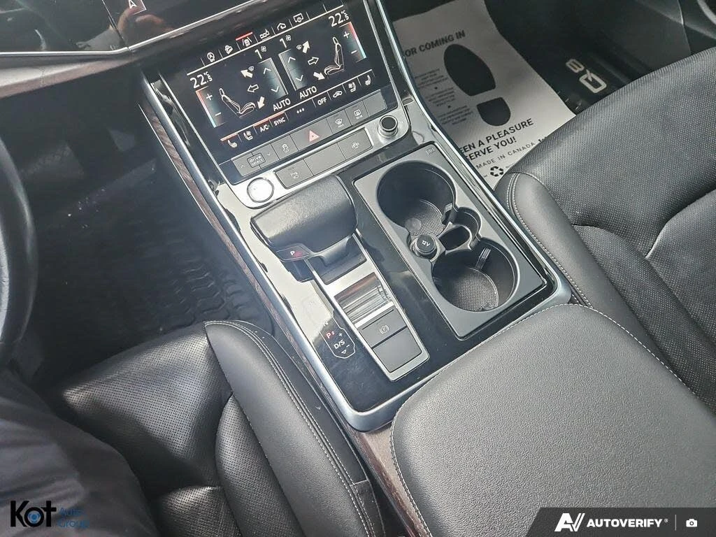 Audi Q8 Progressiv* 55 TFSI* АвтоКредит* (ЦЕНА ДО БГ), снимка 15 - Автомобили и джипове - 54002410