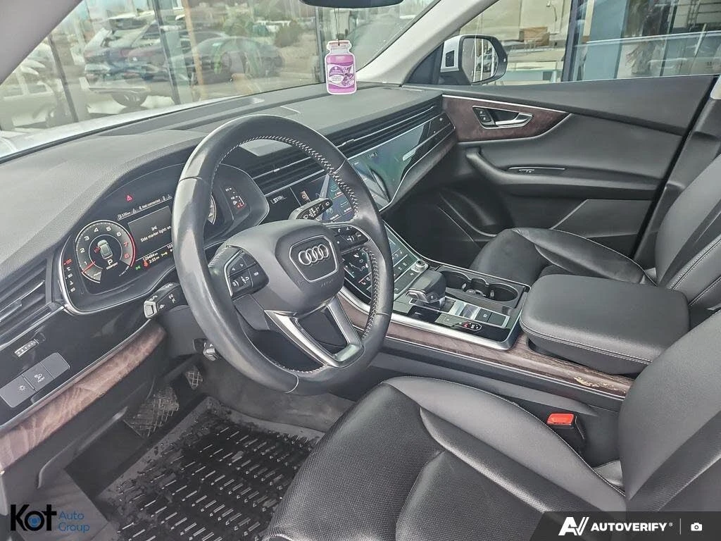 Audi Q8 Progressiv* 55 TFSI* АвтоКредит* (ЦЕНА ДО БГ), снимка 11 - Автомобили и джипове - 54002410