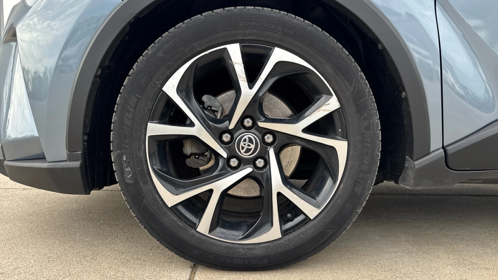 Toyota C-HR 1.8 HEV CLUB, снимка 16 - Автомобили и джипове - 54372316
