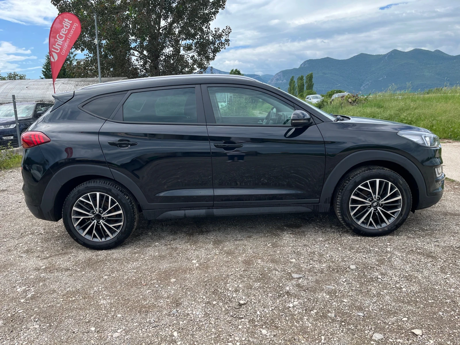 Hyundai Tucson 1.6GRDI-FEIS-NAVI-KAMERA-ITALIA, снимка 4 - Автомобили и джипове - 54587573